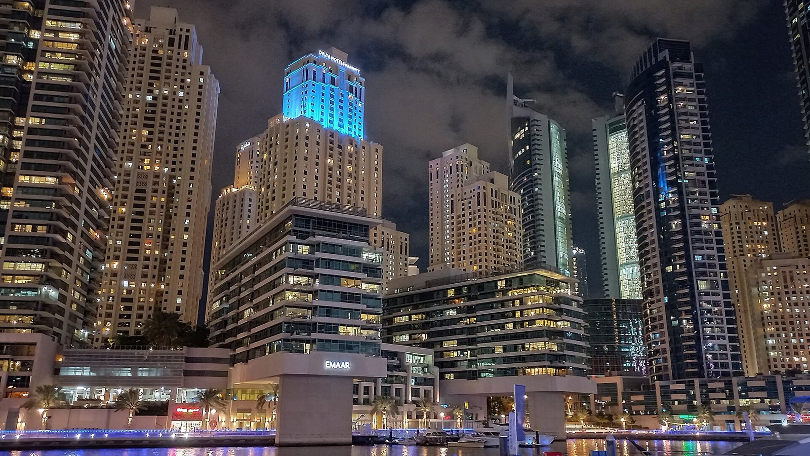 Dubai Marina at night